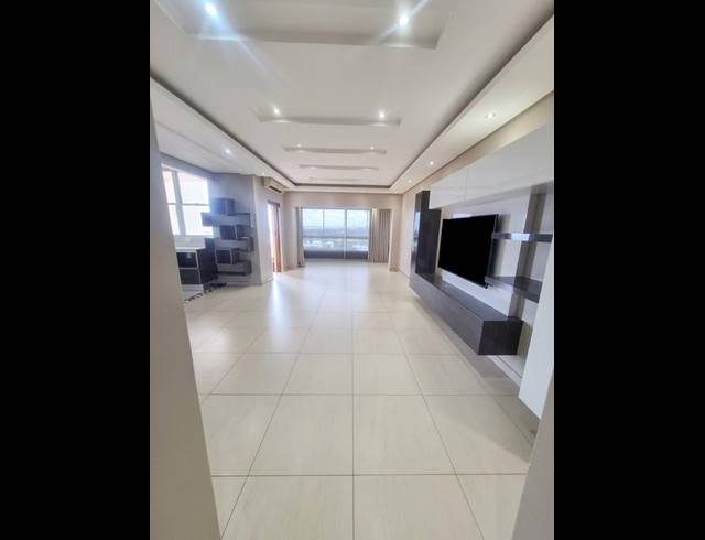 2 BEDROOM APARTMENT FOR SALE IN RIVERSIDE